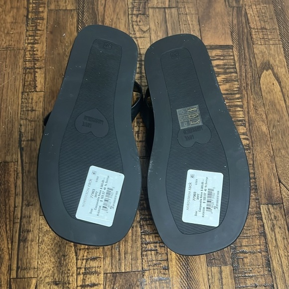 Love Moschino Sandals Black leather crossover pattern with buckle closure sz 38 - Picture 8 of 15